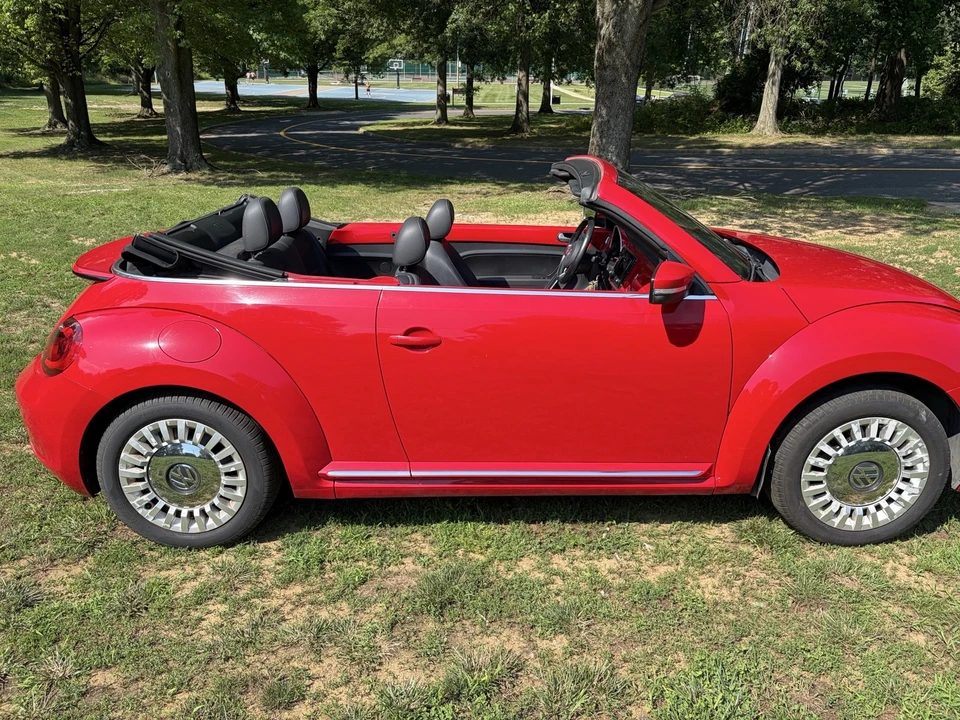 2016 Volkswagen A5 Beetle - Image 14 of 24