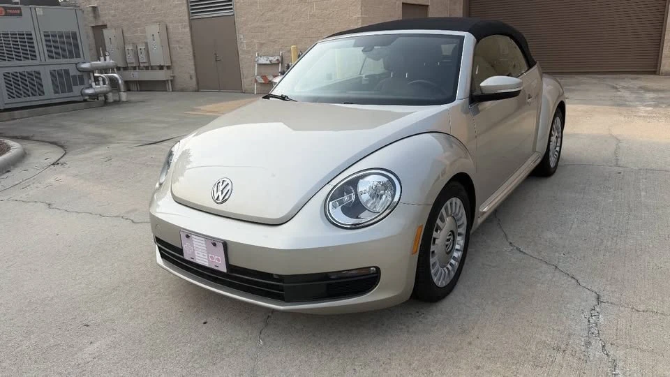 2016 Volkswagen A5 Beetle - Image 10 of 20