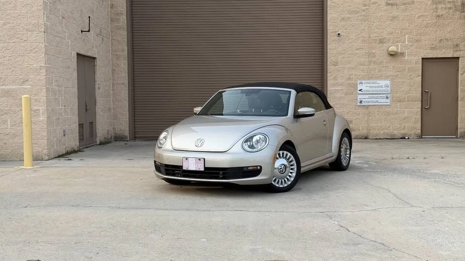 2016 Volkswagen A5 Beetle - Image 2 of 20