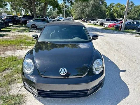 2016 Volkswagen Beetle Convertible 1.8T Denim