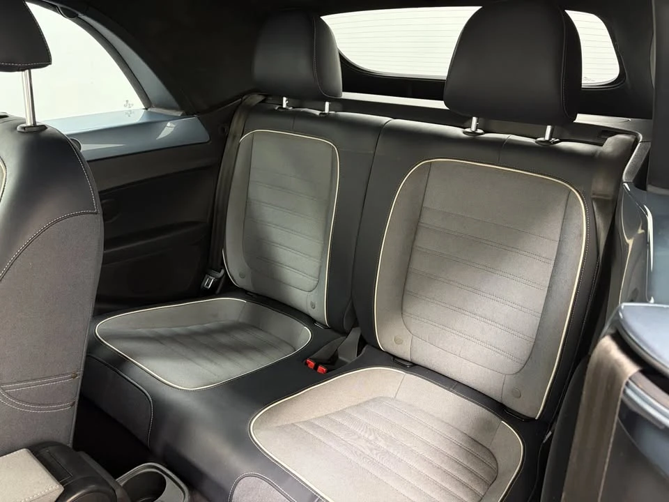 2016 Volkswagen A5 Beetle - Image 19 of 20