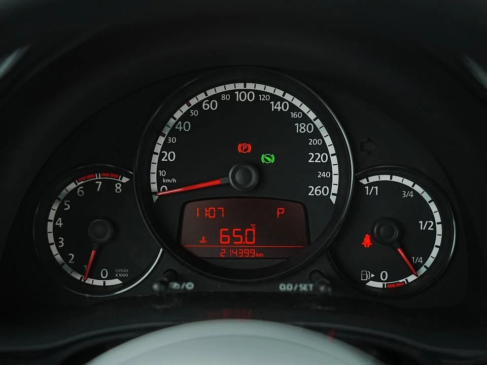 2016 Volkswagen A5 Beetle - Image 11 of 18