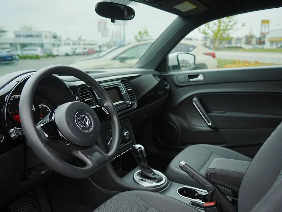 2016 Volkswagen A5 Beetle - Image 8 of 18