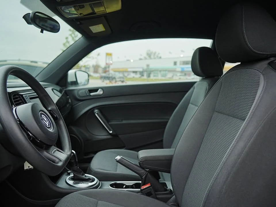 2016 Volkswagen A5 Beetle - Image 7 of 18