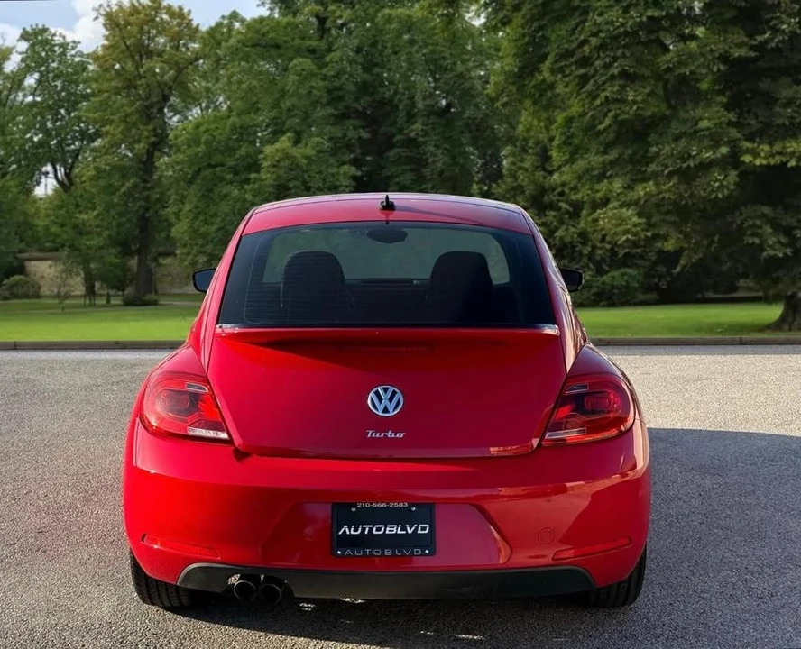 2016 Volkswagen A5 Beetle - Image 6 of 20