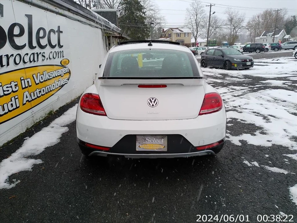2016 Volkswagen A5 Beetle - Image 6 of 12