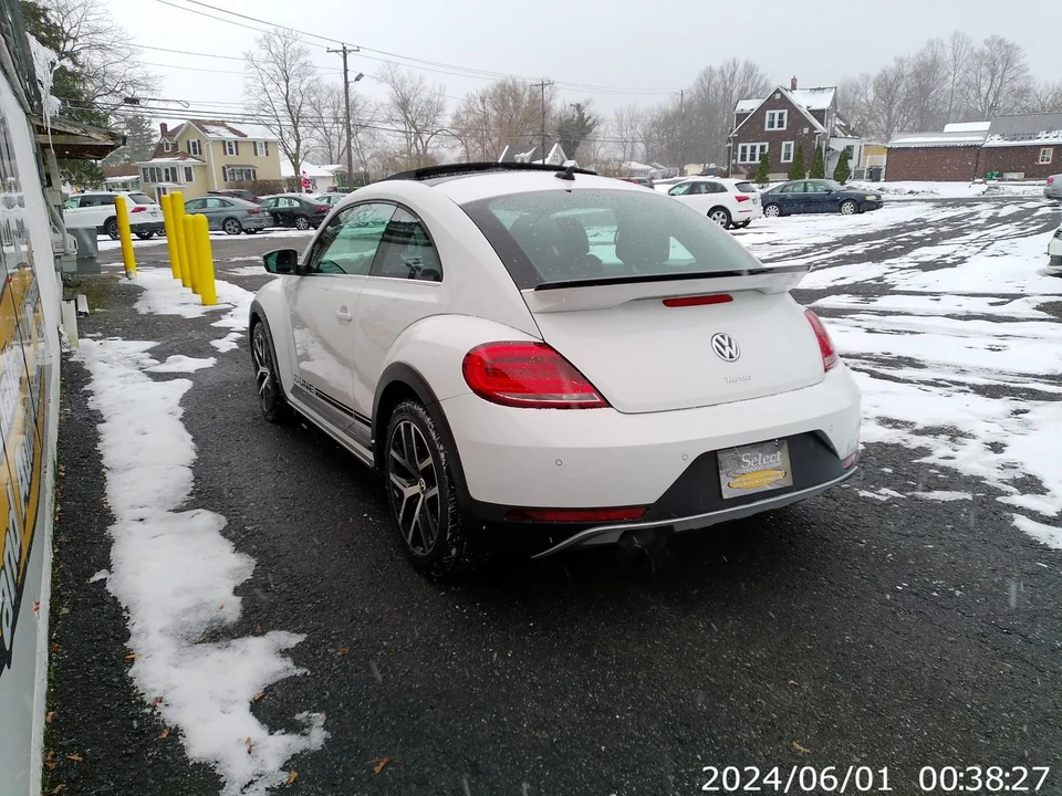 2016 Volkswagen A5 Beetle - Image 8 of 12