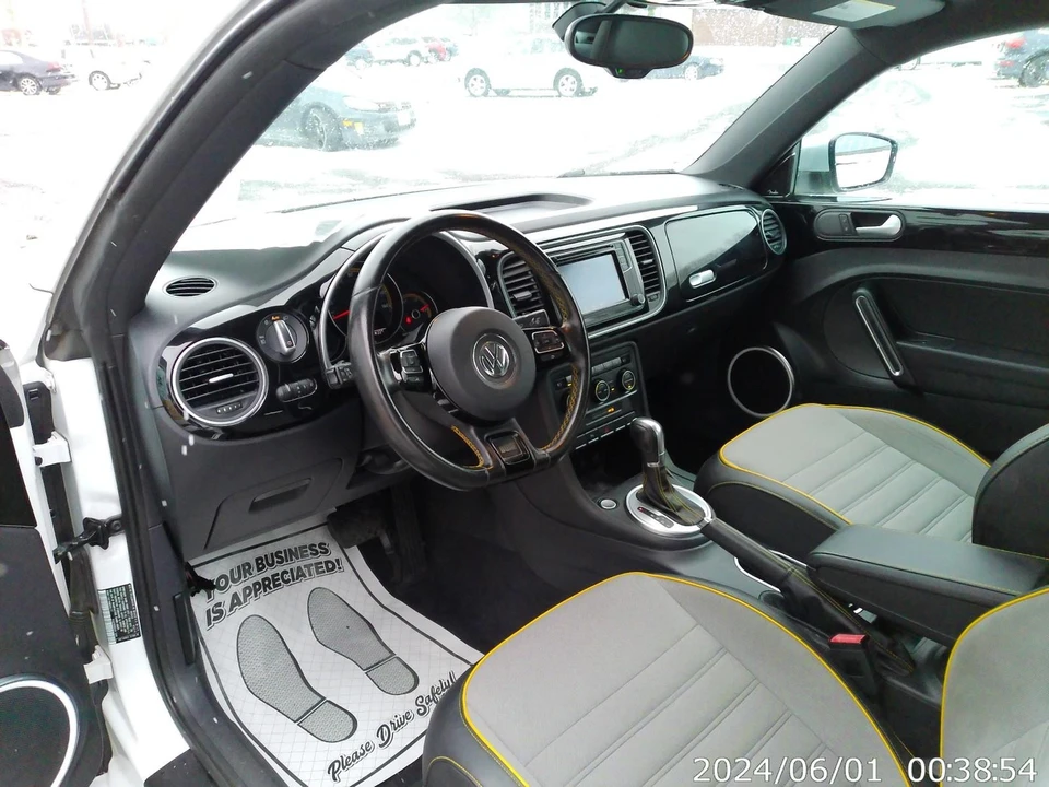 2016 Volkswagen A5 Beetle - Image 12 of 12