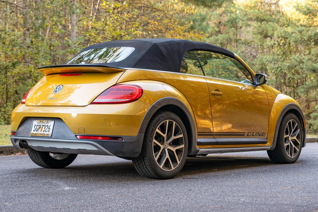 2016 Volkswagen A5 Beetle - Image 4 of 31