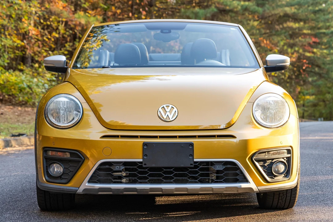 2016 Volkswagen A5 Beetle - Image 2 of 31