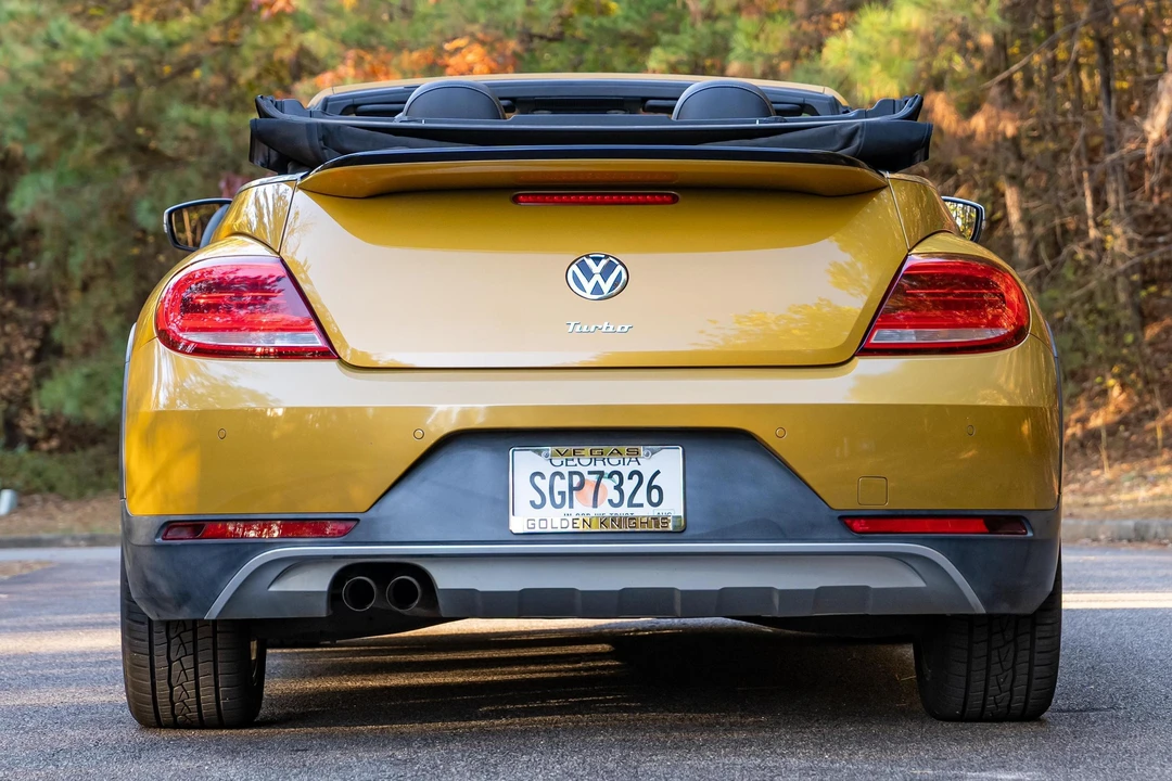 2016 Volkswagen A5 Beetle - Image 5 of 31