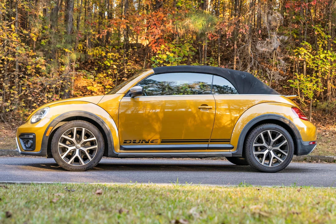 2016 Volkswagen A5 Beetle - Image 12 of 31