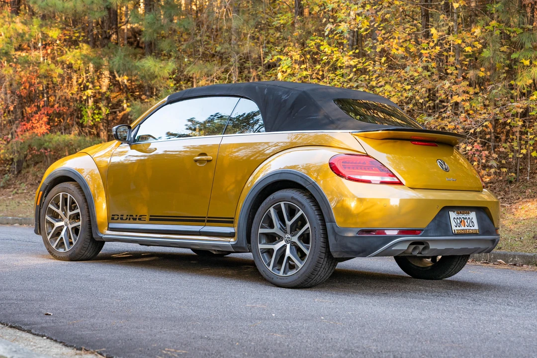 2016 Volkswagen A5 Beetle - Image 13 of 31