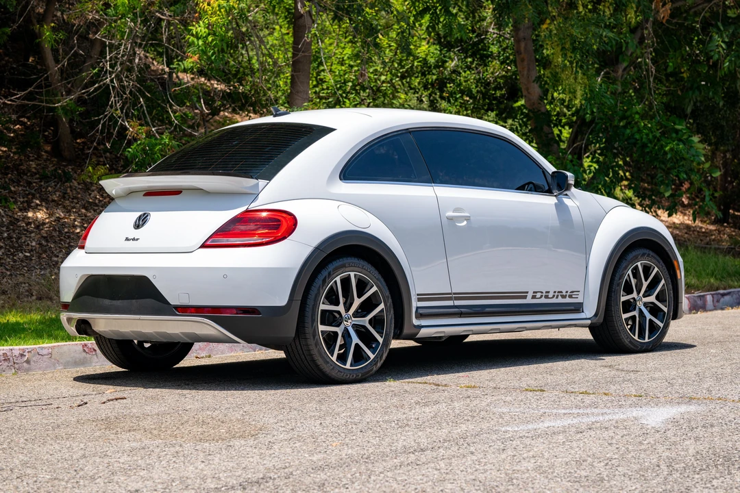 2016 Volkswagen A5 Beetle - Image 7 of 31