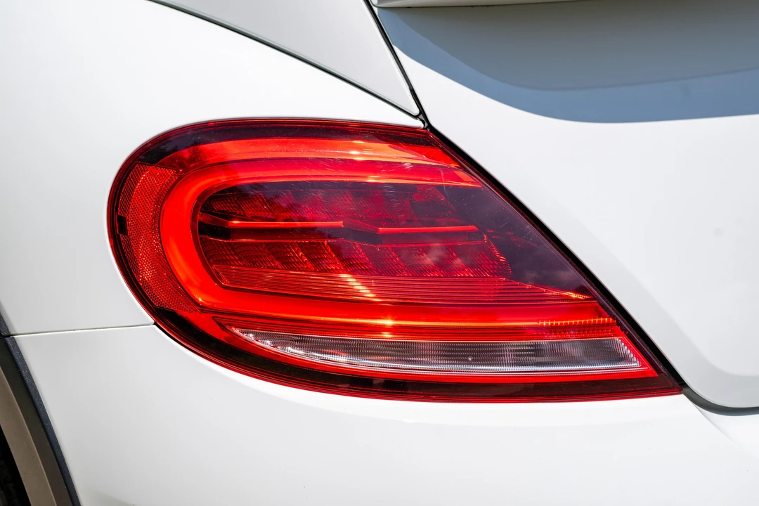 2016 Volkswagen A5 Beetle - Image 27 of 31