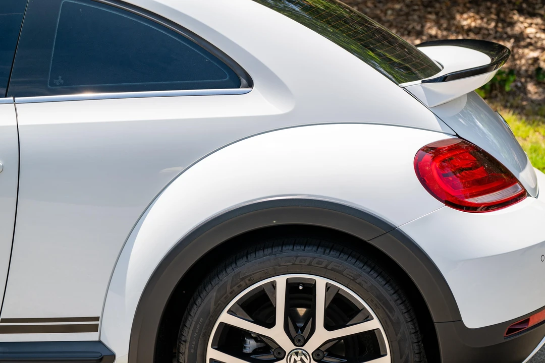 2016 Volkswagen A5 Beetle - Image 26 of 31