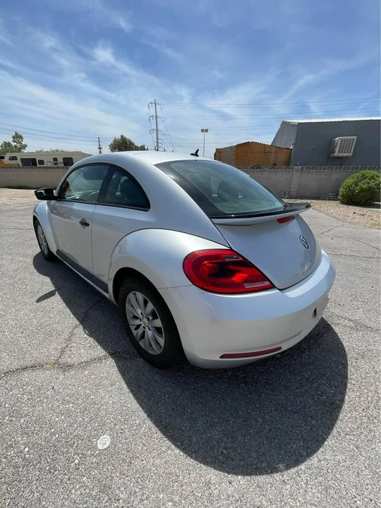 2016 Volkswagen A5 Beetle - Image 5 of 12
