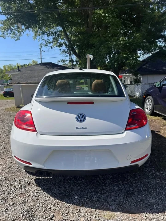 2016 Volkswagen A5 Beetle - Image 4 of 10