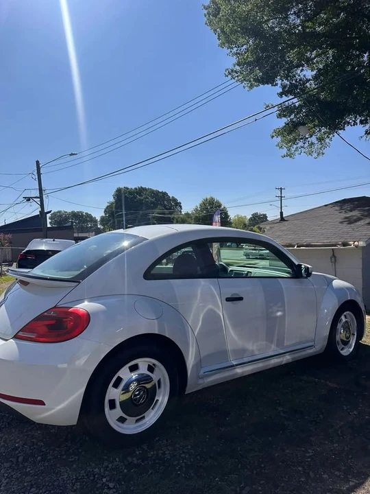 2016 Volkswagen A5 Beetle - Image 3 of 10