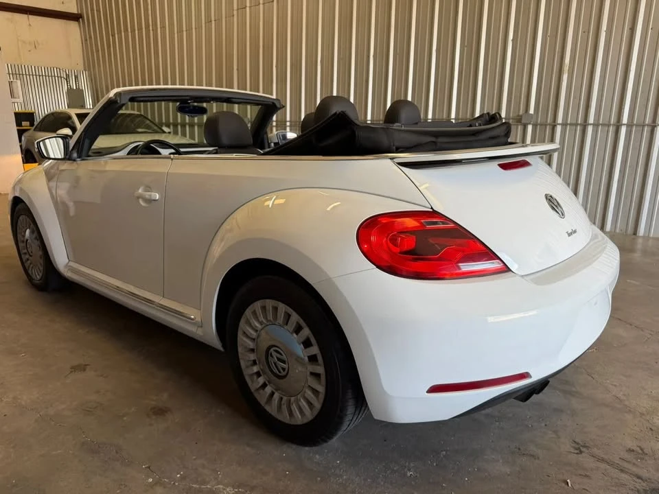 2016 Volkswagen A5 Beetle - Image 13 of 20