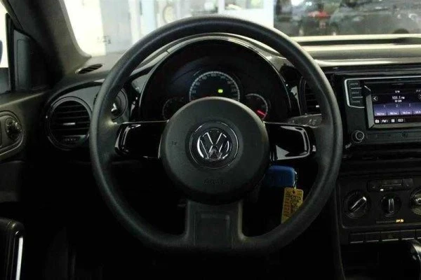 2016 Volkswagen A5 Beetle - Image 12 of 15