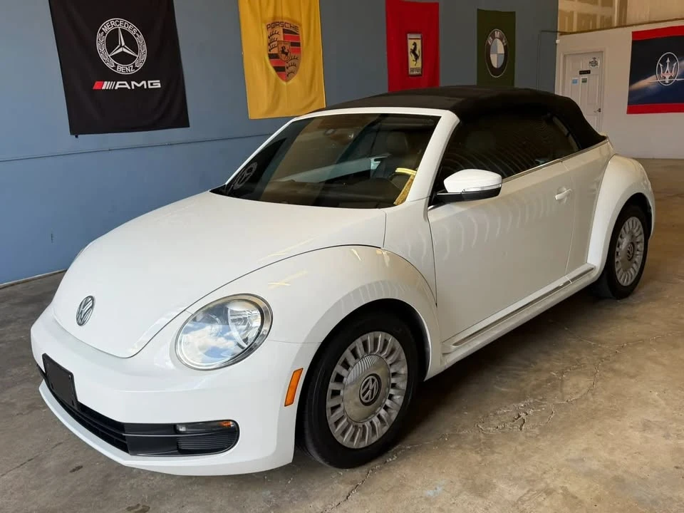 2016 Volkswagen A5 Beetle - Image 5 of 20