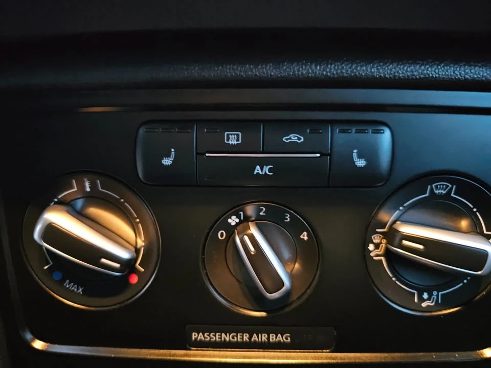 2016 Volkswagen A5 Beetle - Image 14 of 15