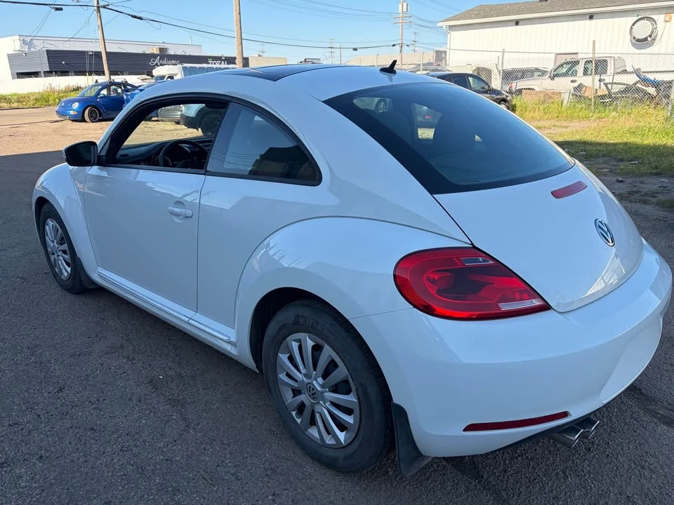 2016 Volkswagen A5 Beetle - Image 6 of 10