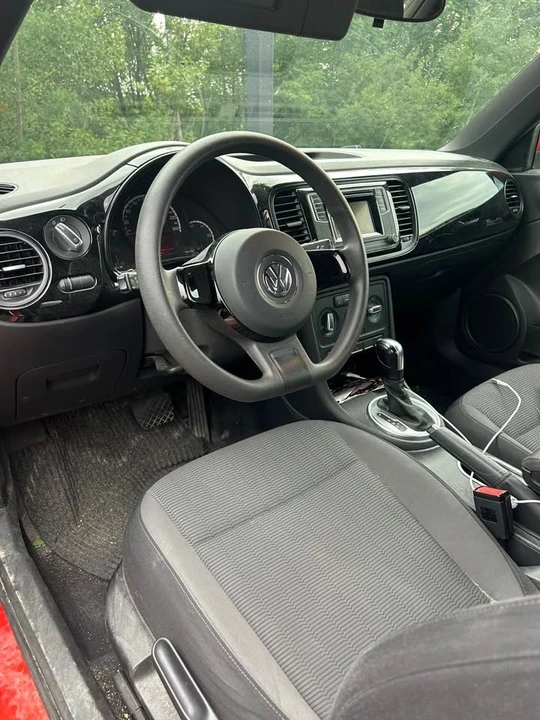 2016 Volkswagen A5 Beetle - Image 7 of 8