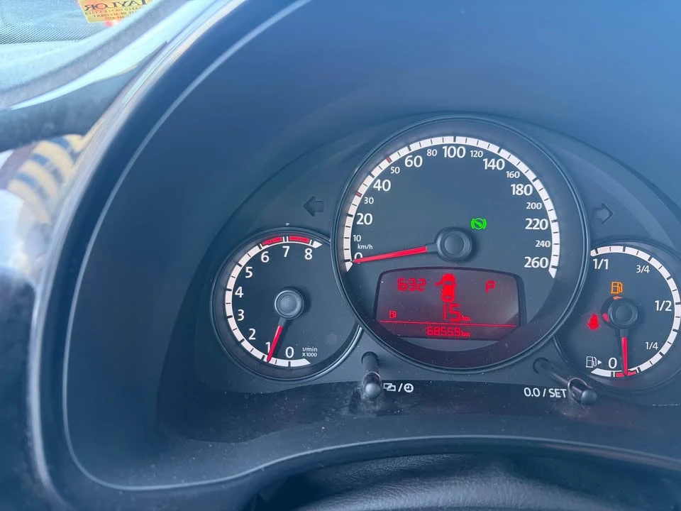 2016 Volkswagen A5 Beetle - Image 7 of 10
