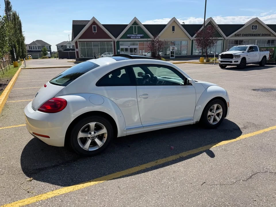 2016 Volkswagen A5 Beetle - Image 5 of 12