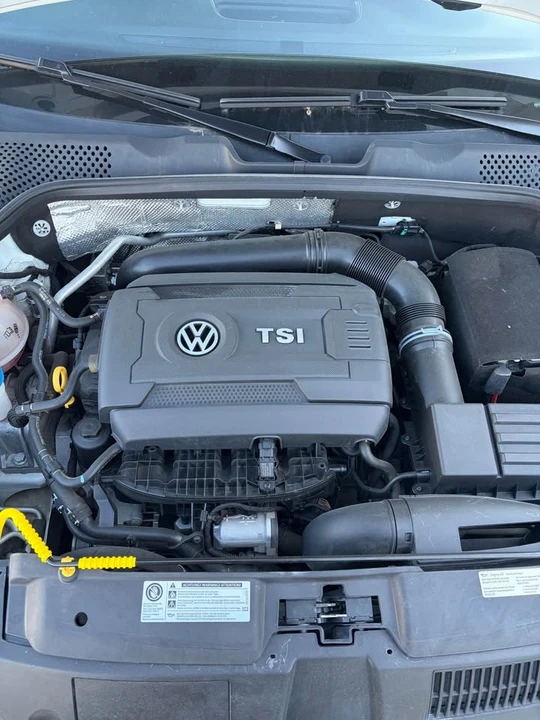 2016 Volkswagen A5 Beetle - Image 10 of 10