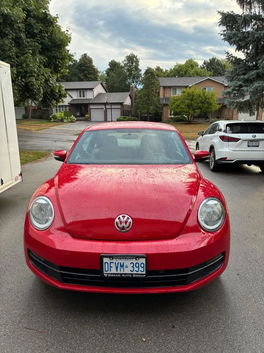 2016 Volkswagen A5 Beetle - Image 2 of 10