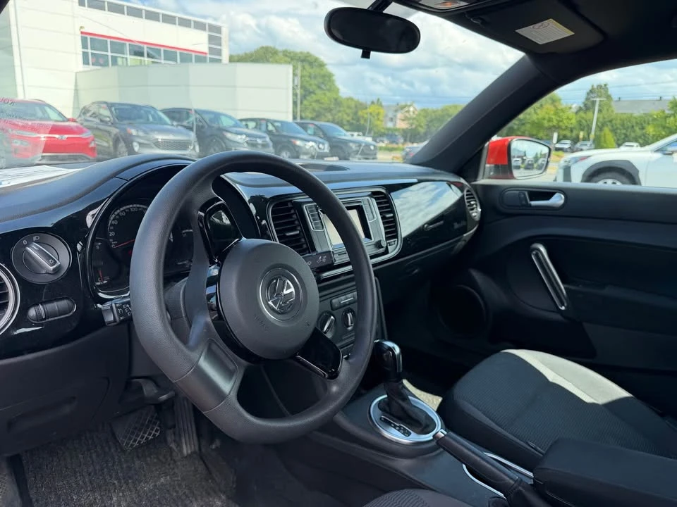2016 Volkswagen A5 Beetle - Image 11 of 13
