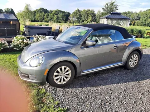 2016 Volkswagen Beetle Cabriolet