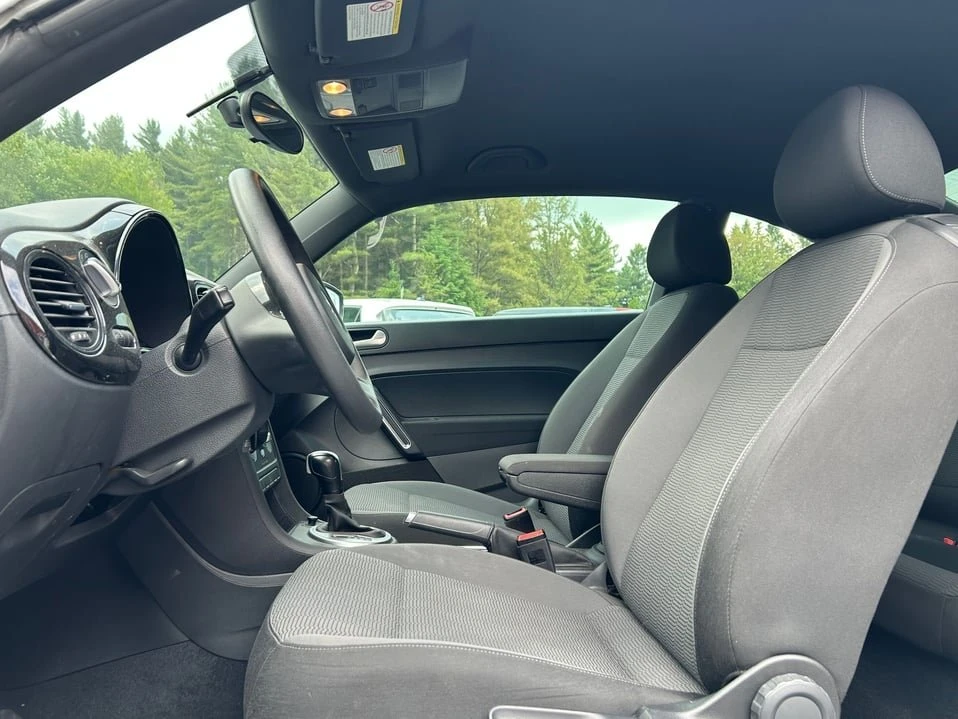 2016 Volkswagen A5 Beetle - Image 7 of 11
