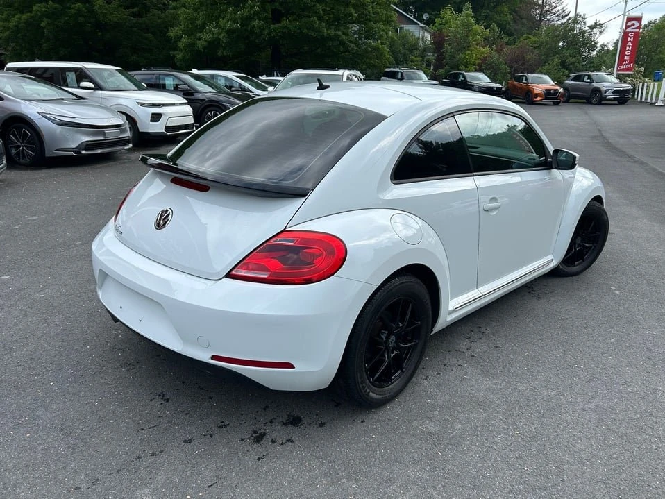 2016 Volkswagen A5 Beetle - Image 6 of 11