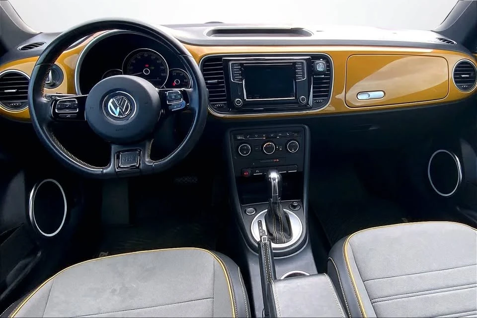 2016 Volkswagen A5 Beetle - Image 10 of 20