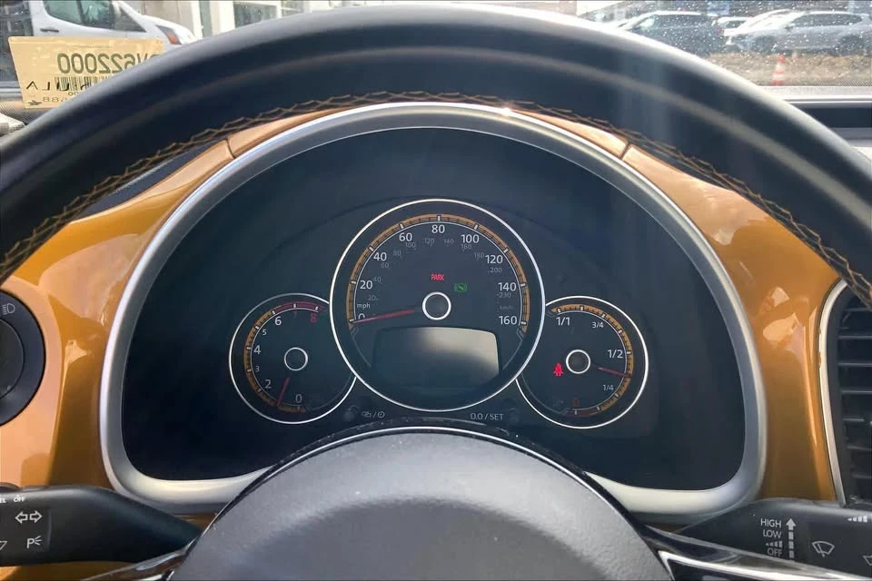 2016 Volkswagen A5 Beetle - Image 16 of 20