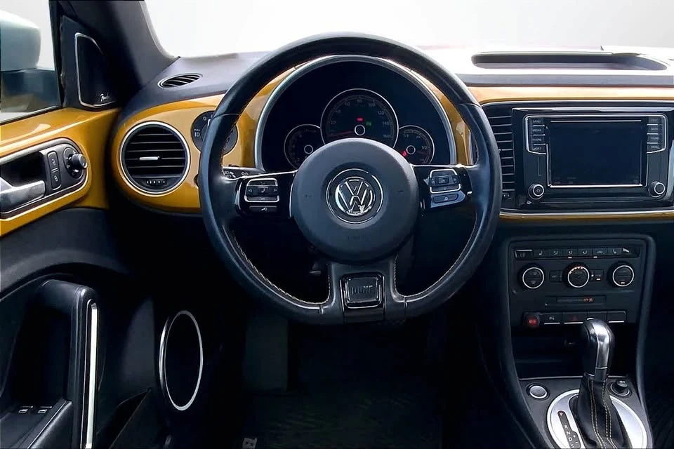 2016 Volkswagen A5 Beetle - Image 13 of 20