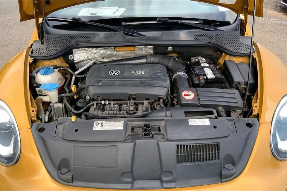 2016 Volkswagen A5 Beetle - Image 9 of 20