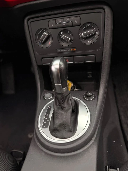 2016 Volkswagen A5 Beetle - Image 15 of 17