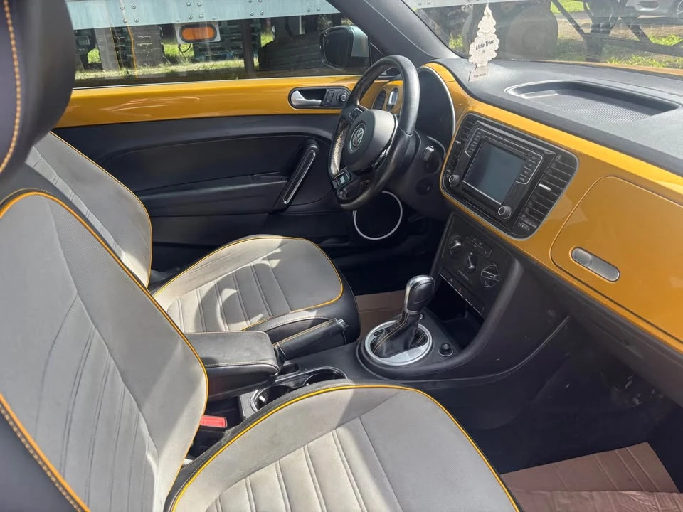2016 Volkswagen A5 Beetle - Image 3 of 8