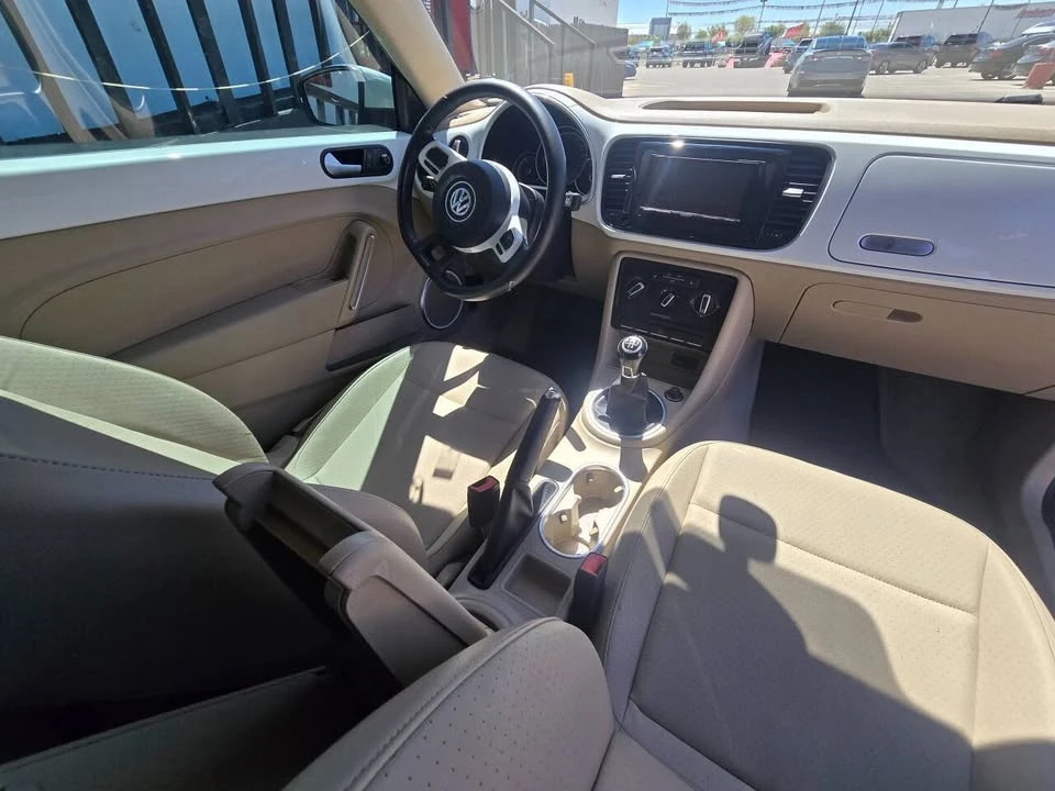 2016 Volkswagen A5 Beetle - Image 10 of 14