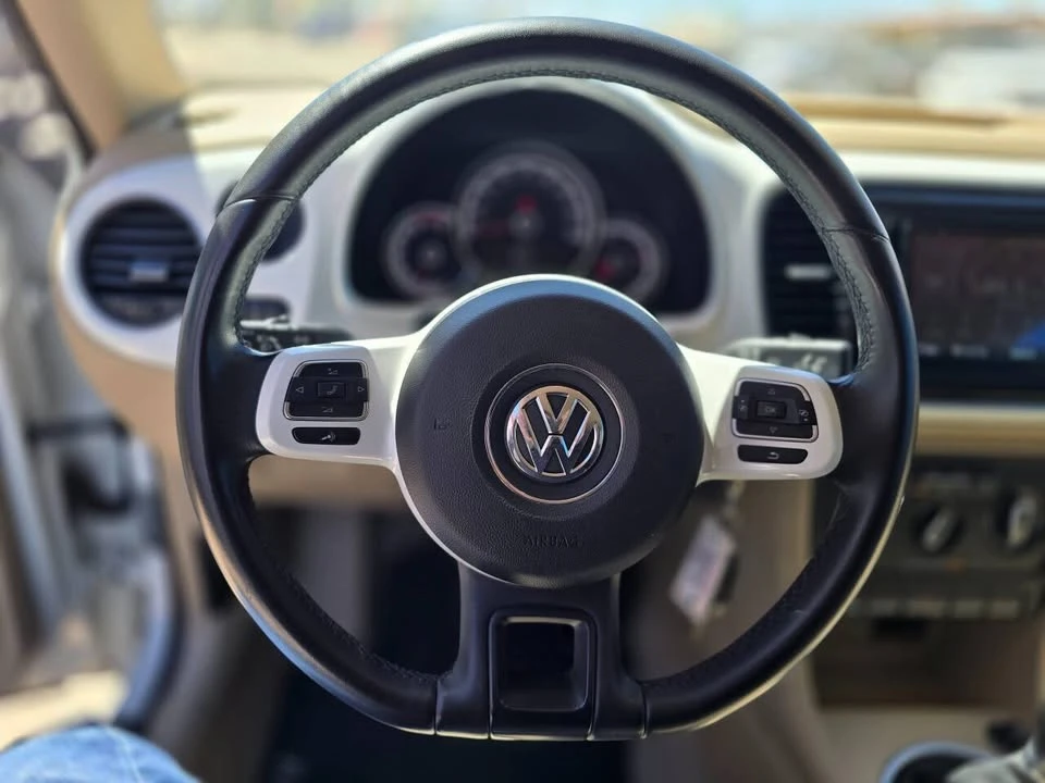 2016 Volkswagen A5 Beetle - Image 11 of 14