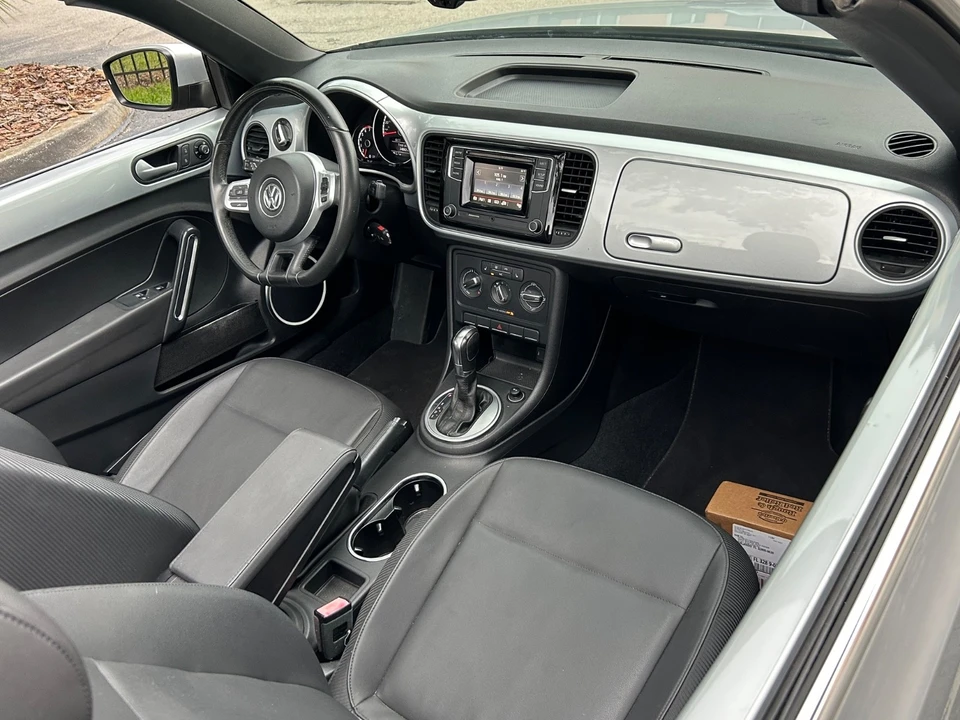 2016 Volkswagen A5 Beetle - Image 7 of 12
