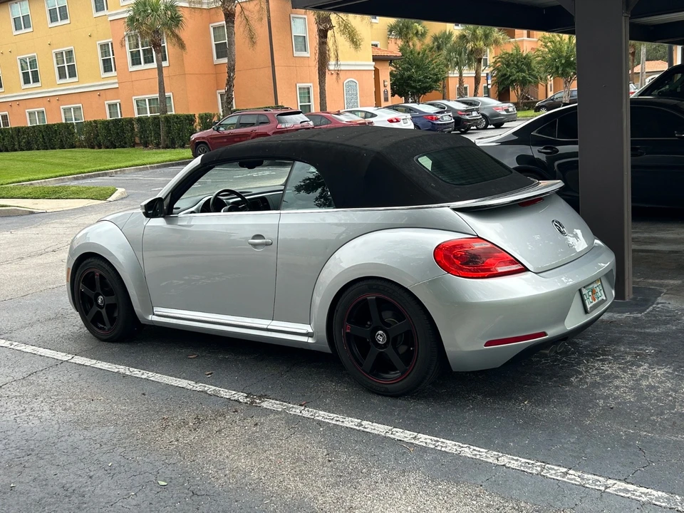 2016 Volkswagen A5 Beetle - Image 6 of 12