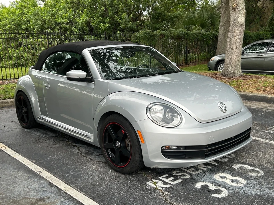2016 Volkswagen A5 Beetle - Image 4 of 12