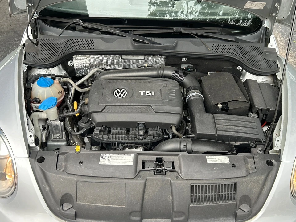 2016 Volkswagen A5 Beetle - Image 10 of 12