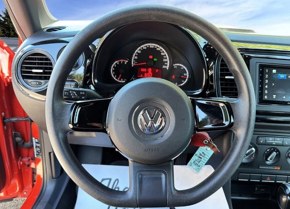 2016 Volkswagen A5 Beetle - Image 8 of 14